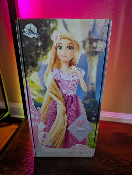 DISNEY STORE RANPUZEL - TANGLED CLASSIC DOLL WITH BRUSH