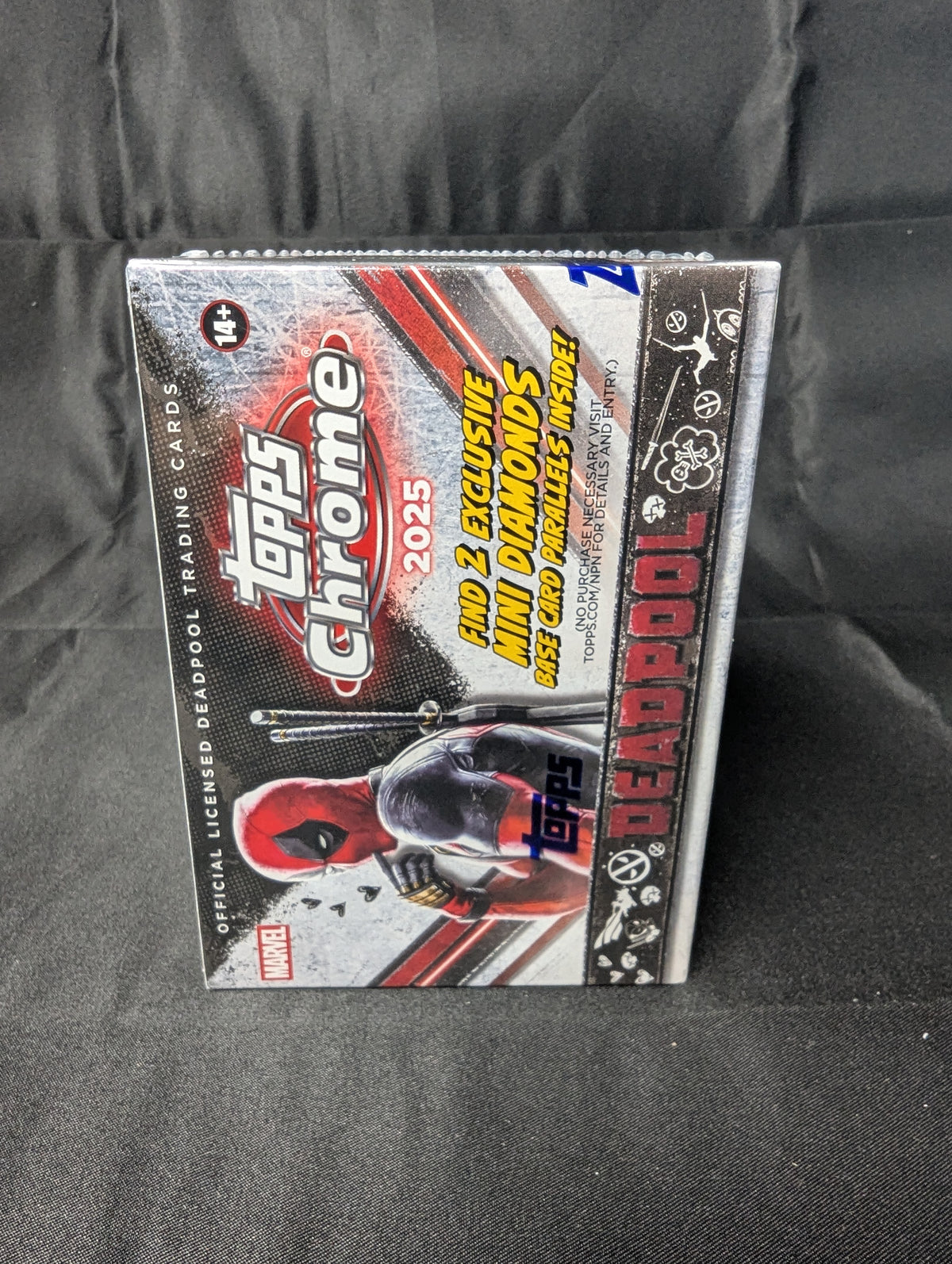 TOPPS 2025 MARVEL CHROME DEADPOOL BOX