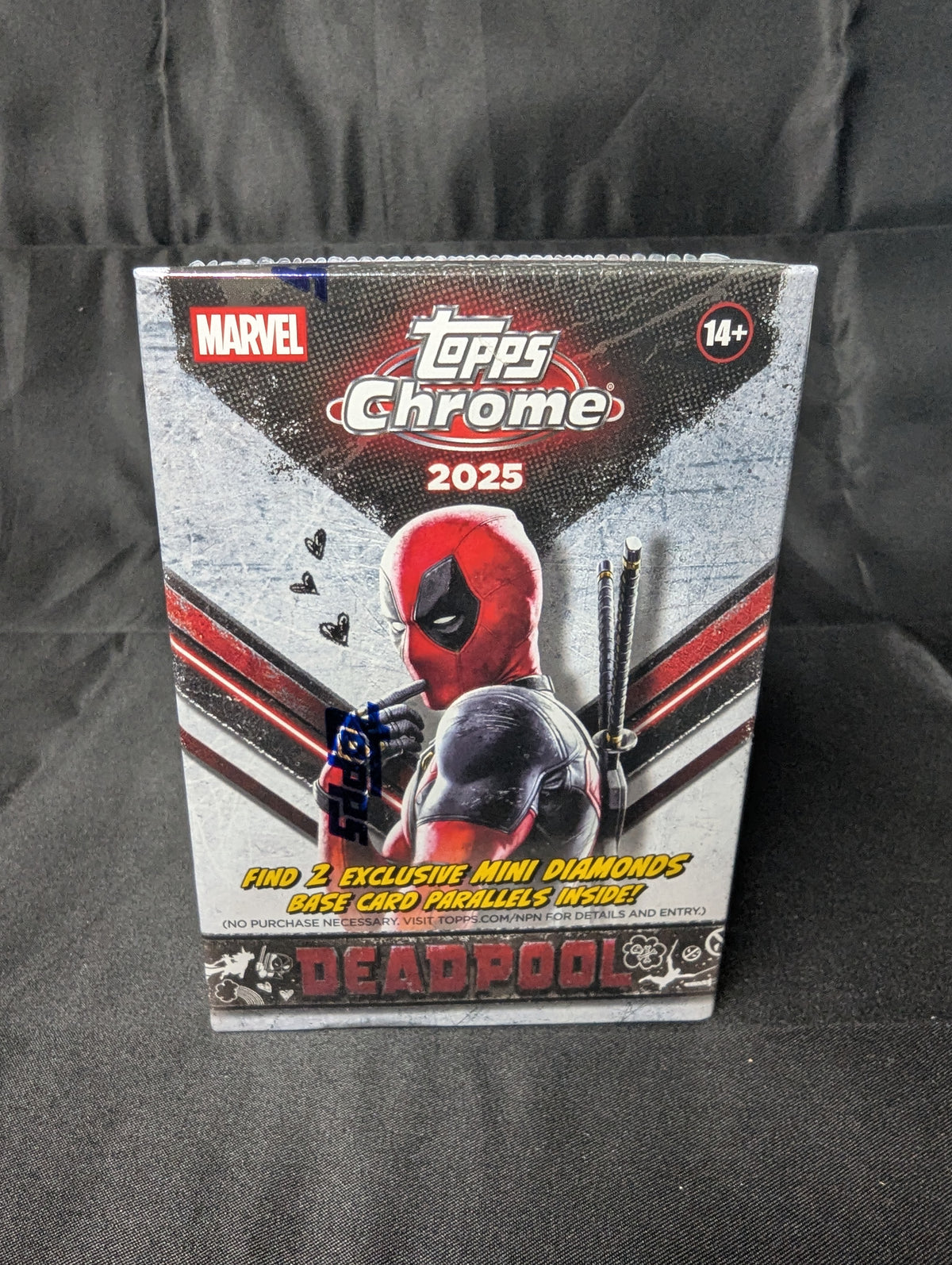 TOPPS 2025 MARVEL CHROME DEADPOOL BOX