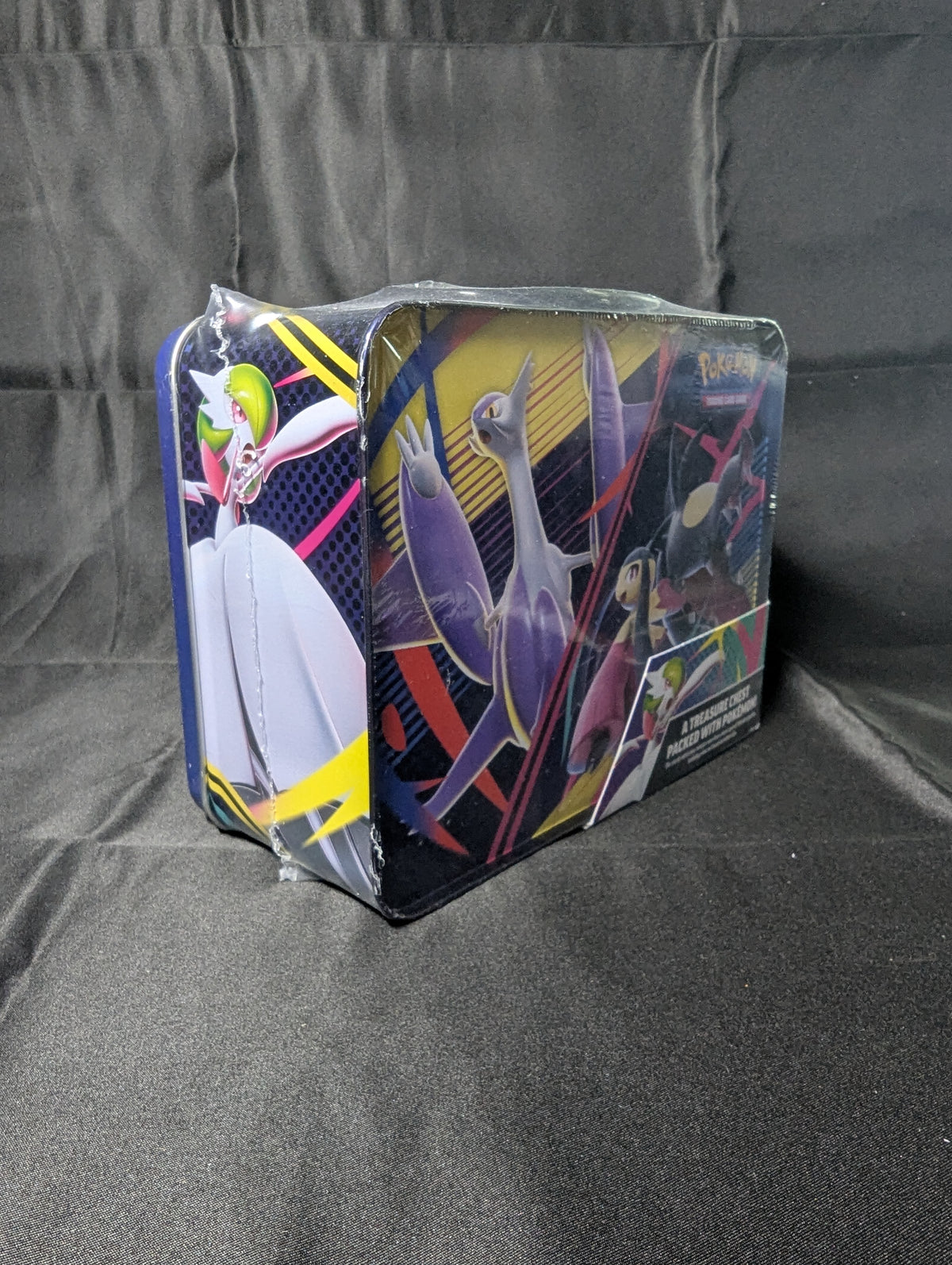 POKEMON 2025 FALL COLLECTOR CHEST TIN