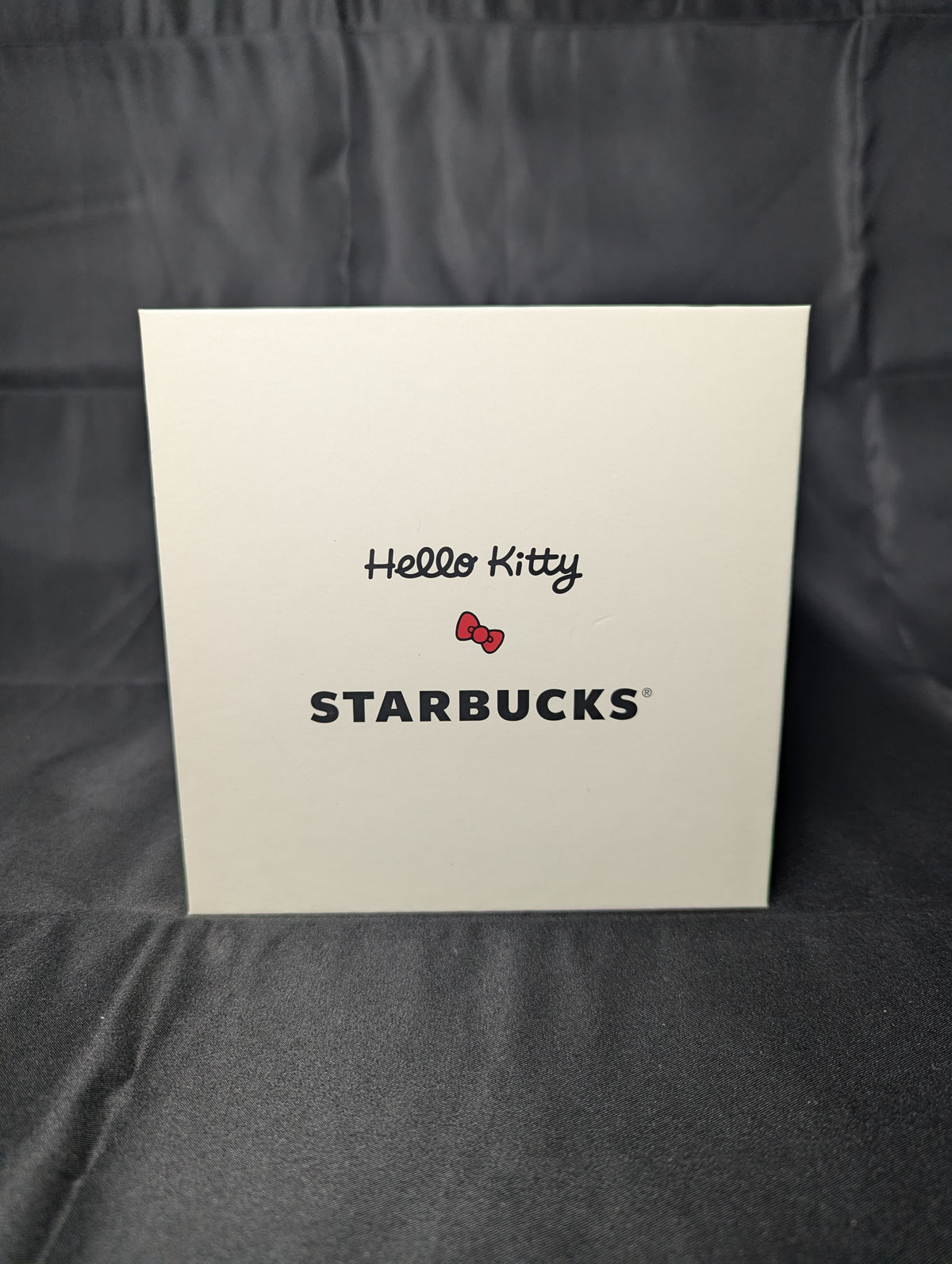 STARKBUCKS X HELLO KITTY HOT MUG