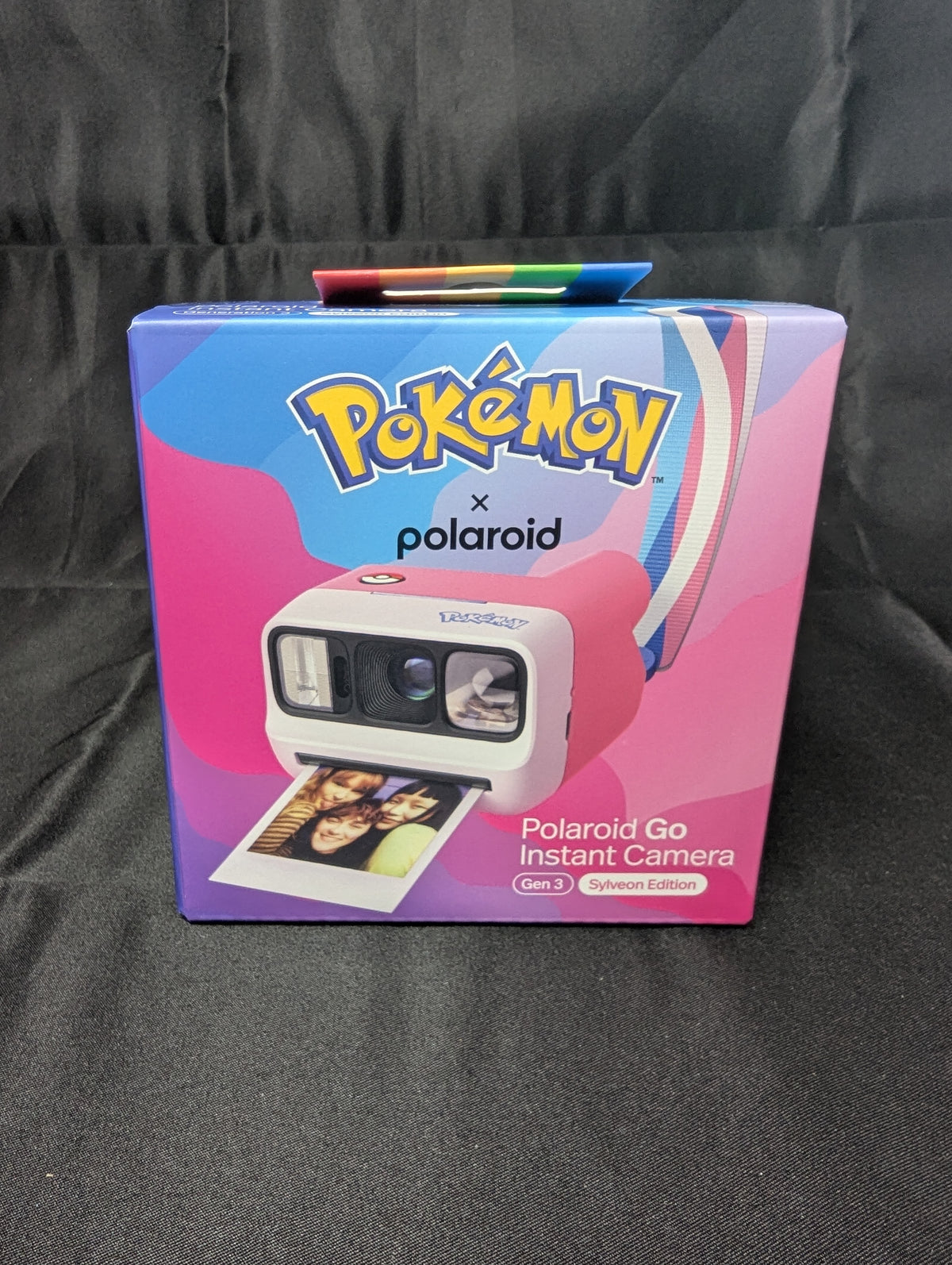 POLAROID X POKEMON – POLAROID GO GENERATION 3 – SYLVEON EDITION